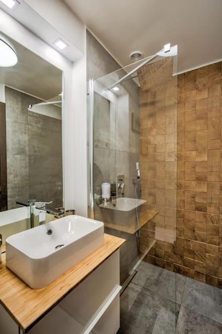 Splendor 3 Bedroom Flat In Silver Mountain Brassópojána Kültér fotó